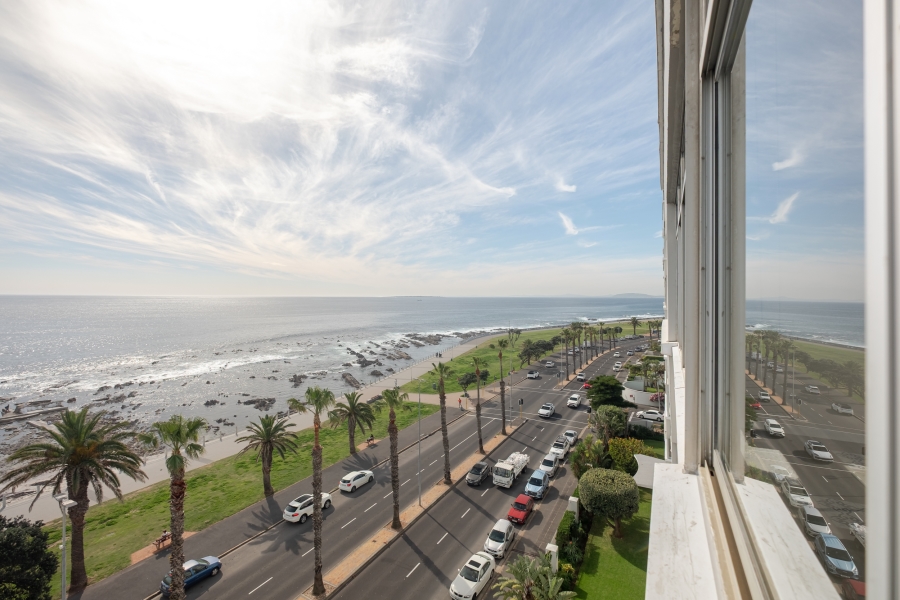 To Let 3 Bedroom Property for Rent in Sea Point Western Cape